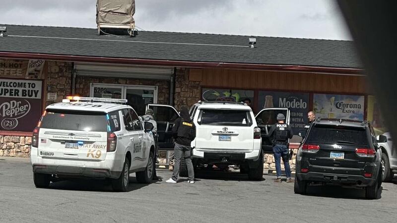 Homeland Security y Washoe Sheriff en Reno marzo 14