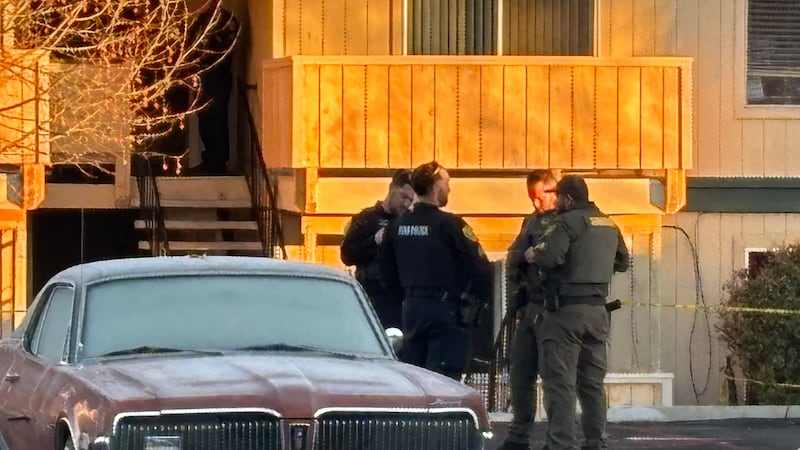 La policía está investigando una muerte ocurrida en Clear Acre Lane en Reno, Nevada, el 15 de...