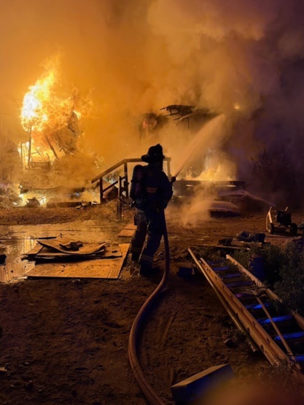 La causa del incendio está bajo investigación.