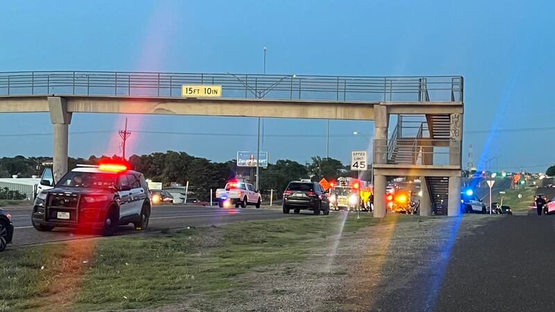 Muere una mujer embarazada y su hijo de 6 años en un choque a alta velocidad con un conductor...