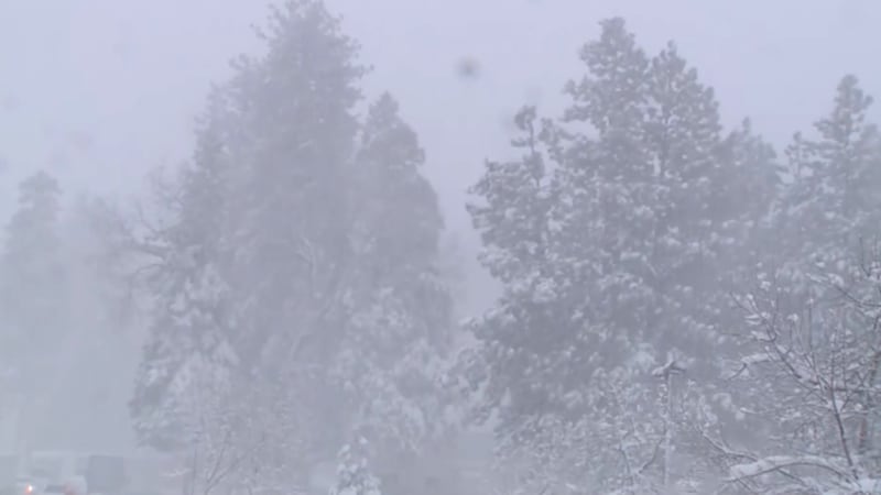 Condiciones invernales en la cumbre del Donner, 17 de febrero de 2026.