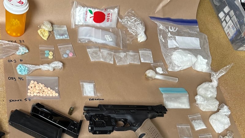 La Policía de Sparks obtuvo una orden de registro para la residencia, donde incautaron tres...