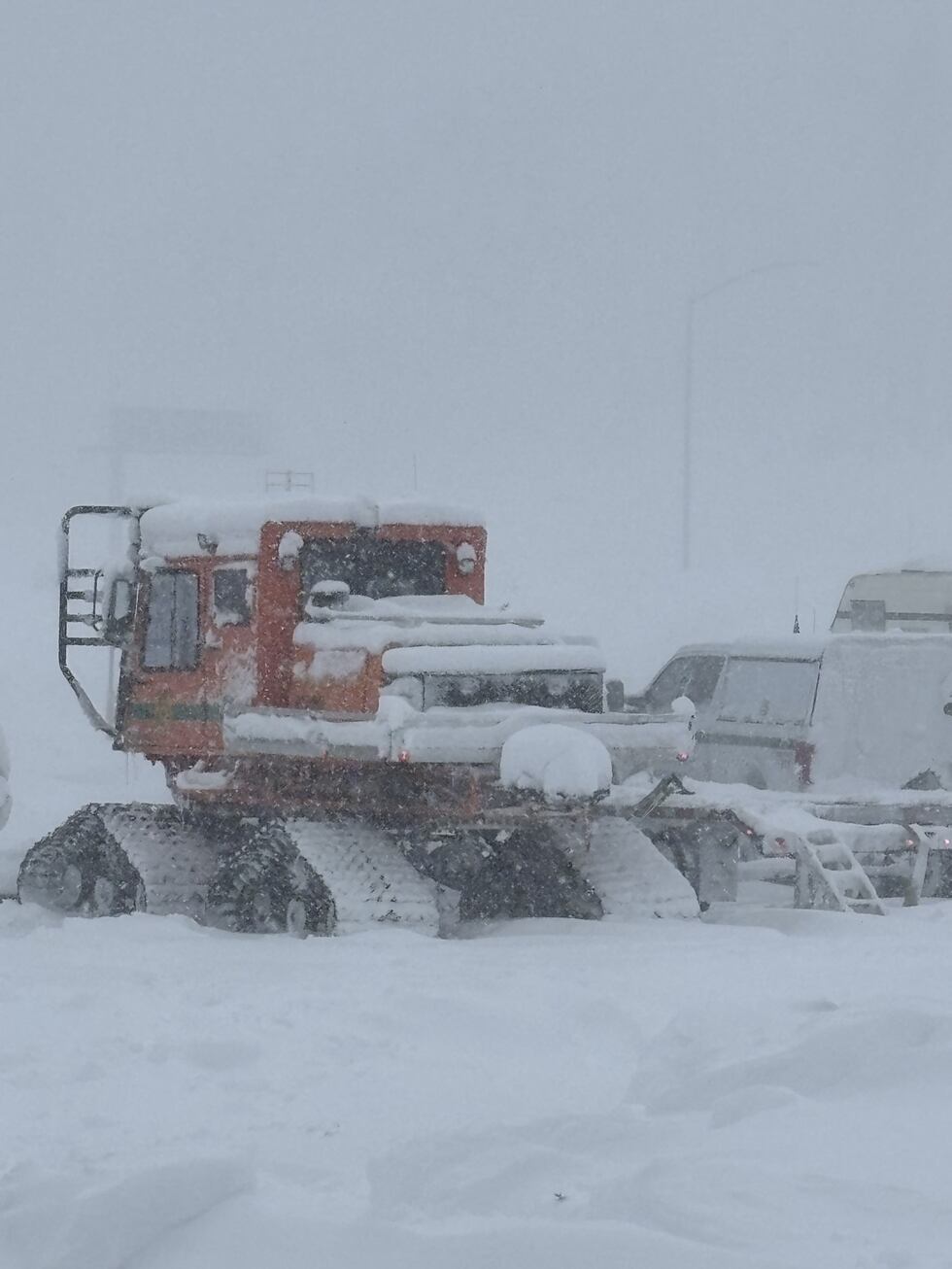 La Sugar Bowl Academy publica un comunicado después de que ocho esquiadores murieran en una...