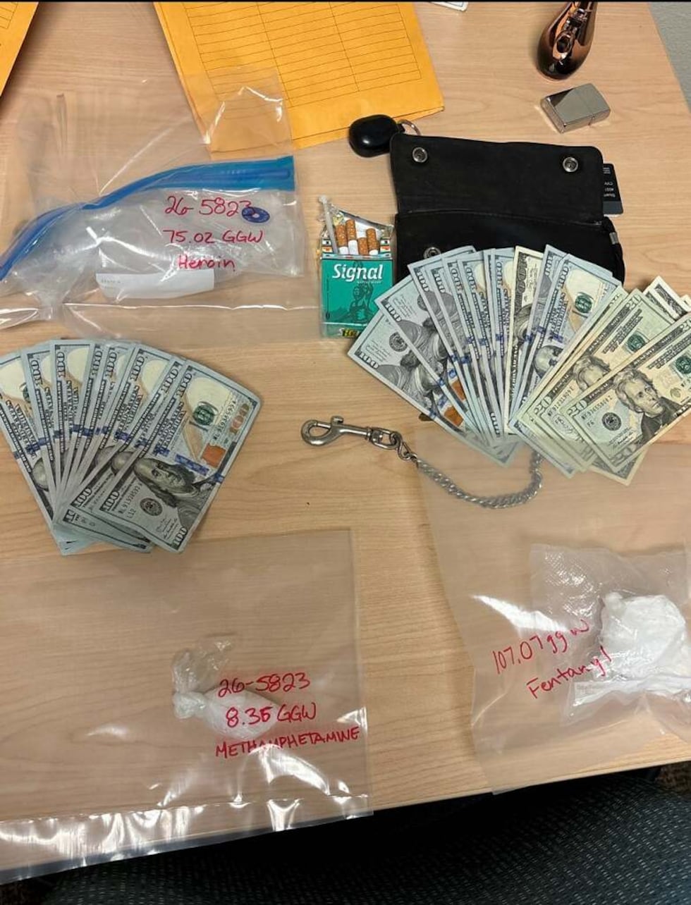 Stuart Stanley enfrenta cargos por drogas.