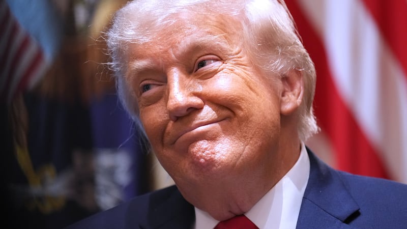 El presidente de Estados Unidos, Donald Trump, durante una reunión de su gobierno en la Casa...