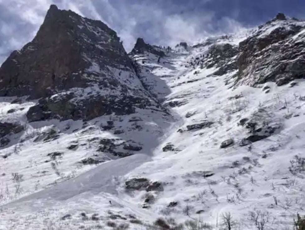Las autoridades del condado de Elko advierten sobre peligro extremo de avalanchas en las...