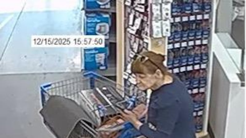 Se ruega a cualquier persona que tenga información que llame al 775-783-6049.