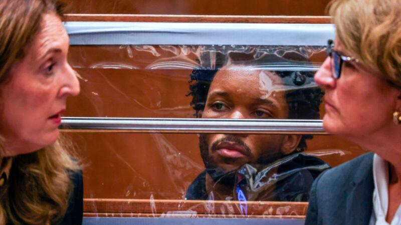 David Anthony Burke, cuyo nombre artístico es D4vd, comparece ante el juez el lunes 20 de...